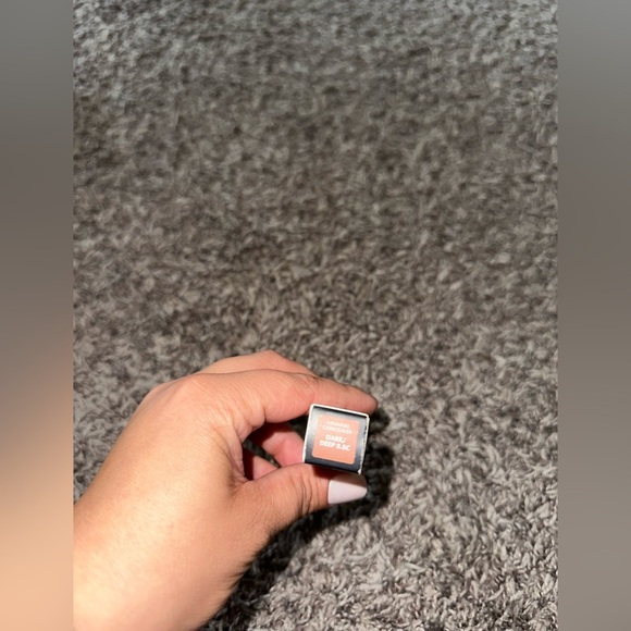 bareMinerals Original Liquid Mineral Concealer Dark/Deep 5.5C 6ml - Picture 6 of 8